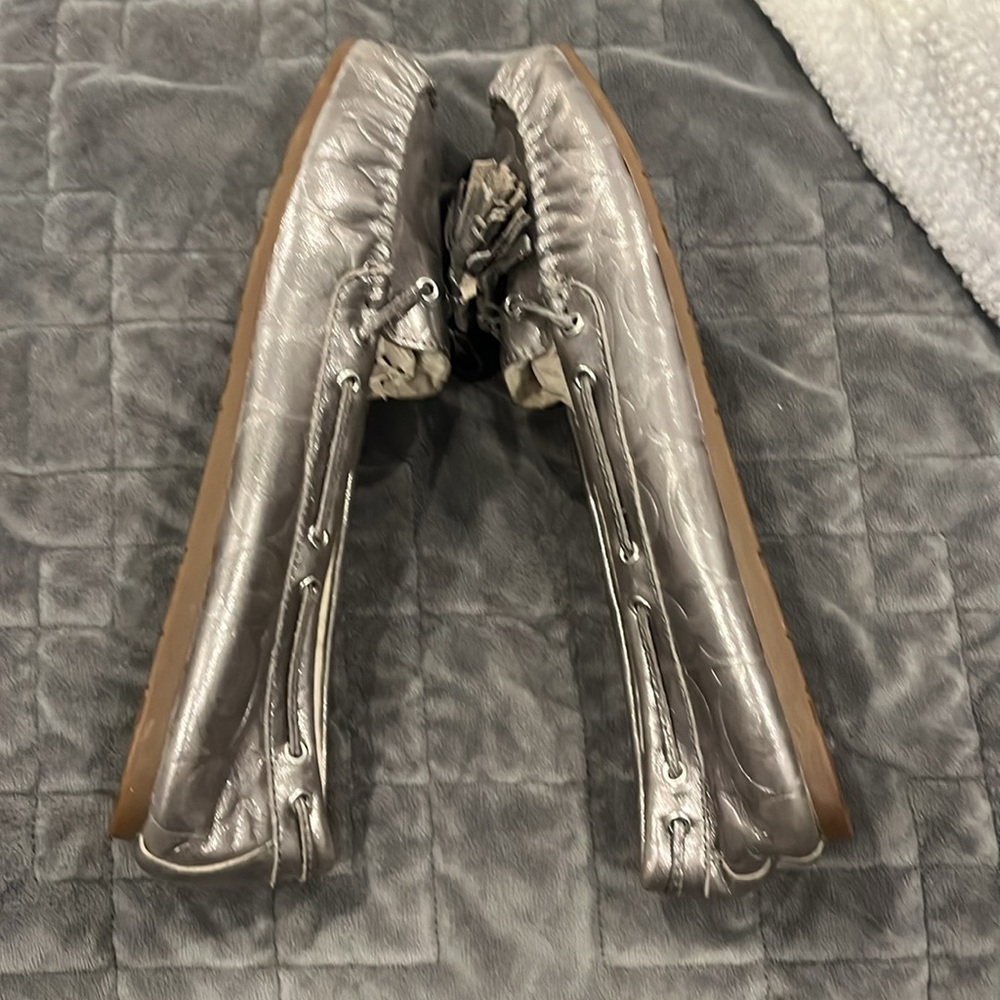 Coach Anita slippers silver metallic size 10 - Picture 5 of 10